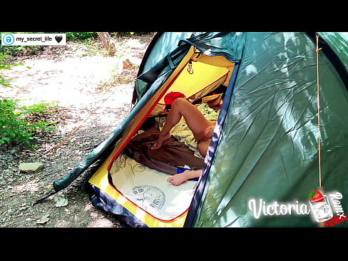 ❤️ Gefilmd op camera Gepassioneerd aftrekken Vreemdeling in een tent ❤ Super sex at us nl.truedating.top ️❤