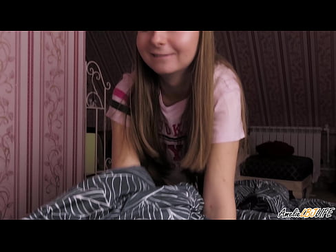 ❤️ Blondie zuigt haar BFF's diep en krijgt Cum in haar mond ❤ Super sex at us nl.truedating.top ️❤